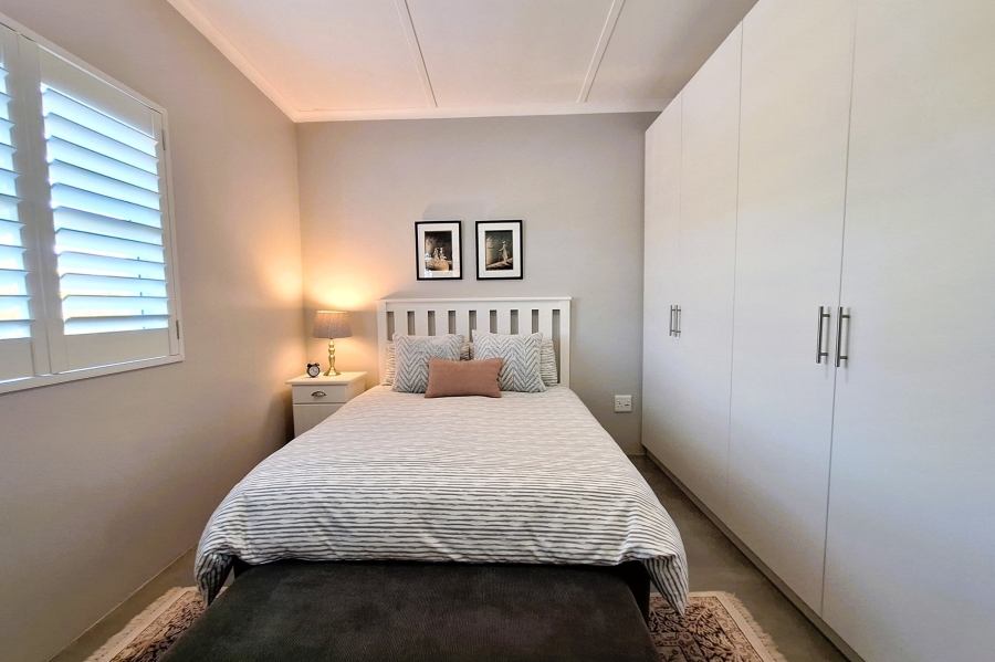 2 Bedroom Property for Sale in Britannia Bay Western Cape